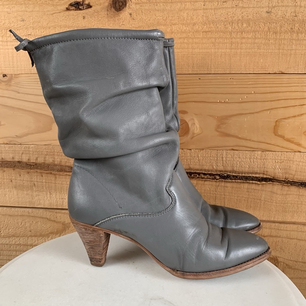 VTG Grey Slouchy Boots 7N Leather USA Low Heel *Scuffs* Western Chic
